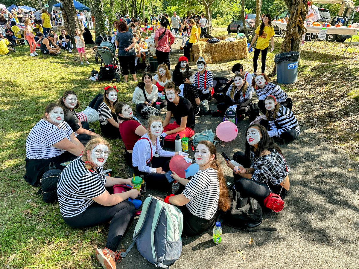CH East Mime Company tweet media