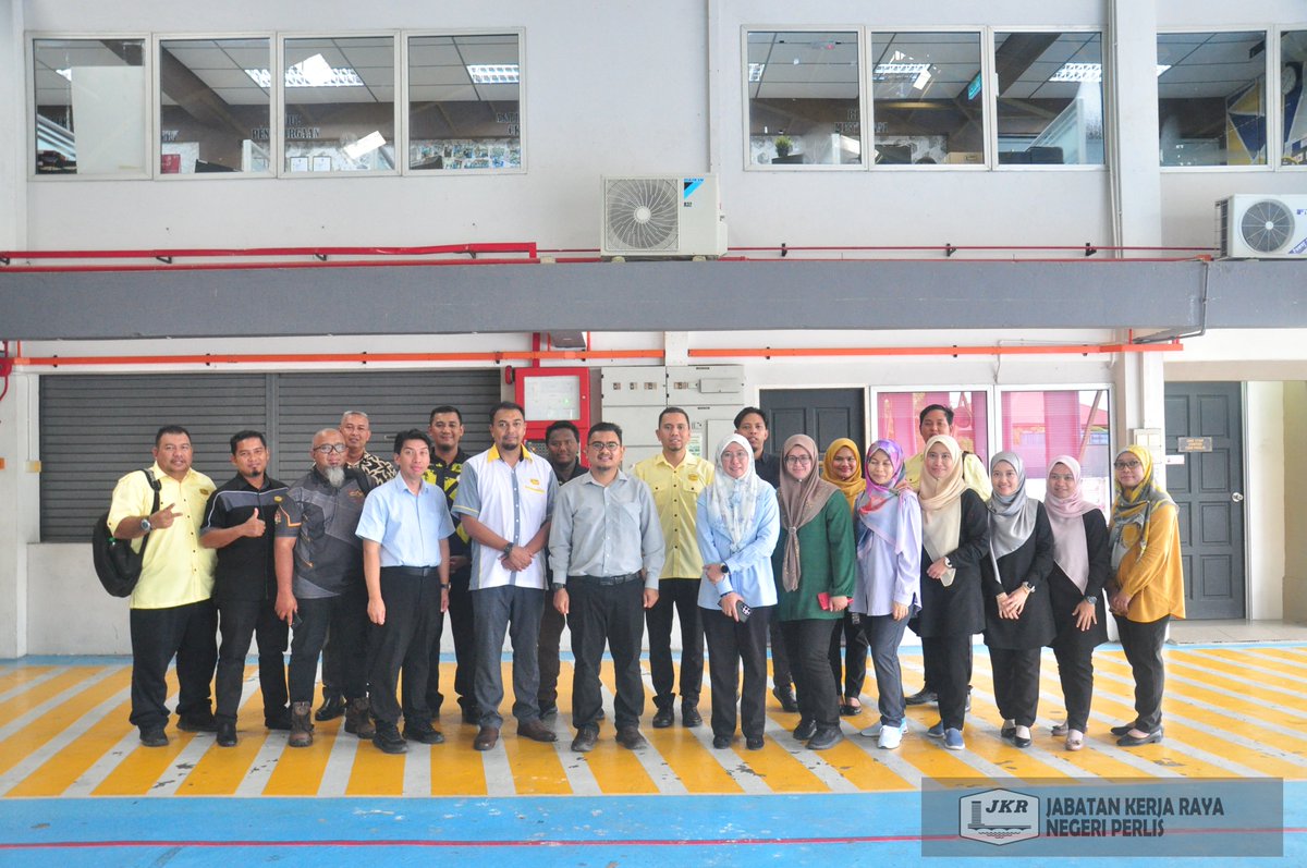 Lawatan Penanda Aras (EKSA) dari Pejabat Jurutera Daerah JKR Seberang Perai Selatan Pulau Pinang ke JKR Negeri Perlis.

Tarikh : 25 September 2023 (Isnin)
Tempat : Kompleks JKR Negeri Perlis