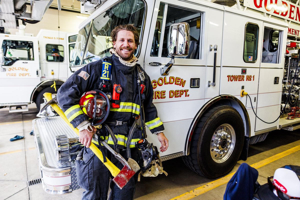 ChaseRiceMusic's tweet photo. Morning I chased Elk. Afternoon I played firemen. Evening I played with Brooks and Dunn for @CoorsBanquet 150th at the brewery in Colorado. This may go down as one of my best days ever. https://t.co/9OBfylD3vO