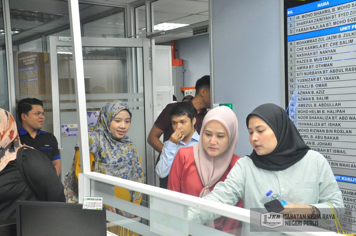 Lawatan Penanda Aras (EKSA) dari Pejabat Setiausaha Kerajaan Negeri Perlis (SUK) ke JKR Negeri Perlis.

Tarikh : 26 September 2023 (Selasa)
Tempat : Kompleks JKR Negeri Perlis