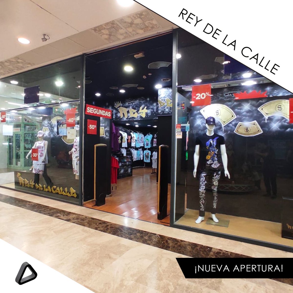 alcalanortecc's tweet image. Vuestros deseos son órdenes: ¡otra apertura más!
El #reydelacalle y su estilazo ya ha llegado a nuestro centros
¡Te esperamos!👕😉

#centrocomercial #alcalanorte #reydelacalle