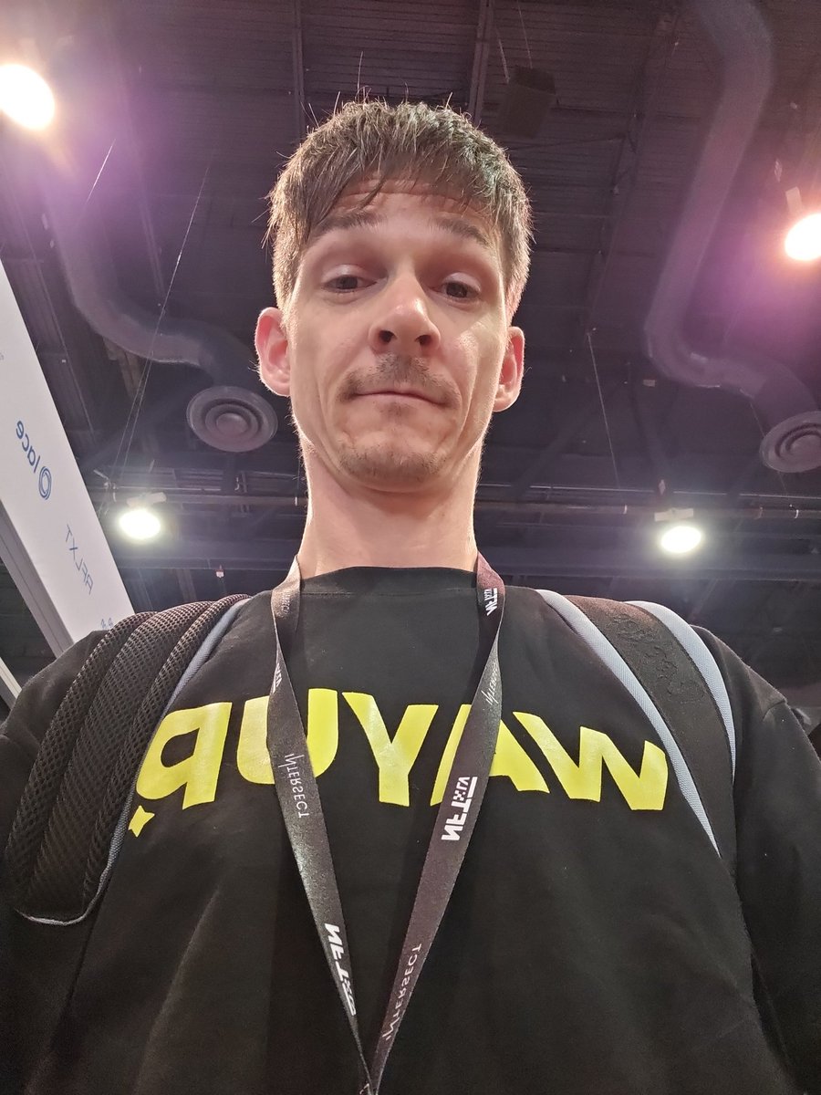 CashAnvil's tweet image. If you took a pic with an @ada_anvil or @wayupio T-shirt on please send it to me or tag me 

Feeling overjoyed seeing everyone rocking the merch already, it's surreal still

Shout out to @dontmentioneth, my brother, you crushed this merch!!!