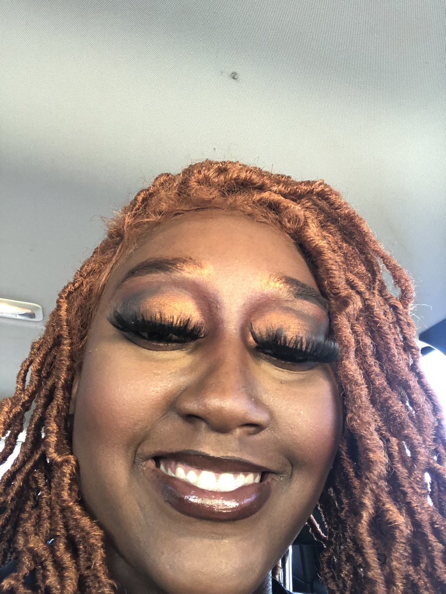 KayTea1999's tweet photo. It’s #ginger #season again n this wig is perfect for it 😊🧡 installed by me as well n it was only 20 dollars 🫣 https://t.co/35wnQ3wSTE