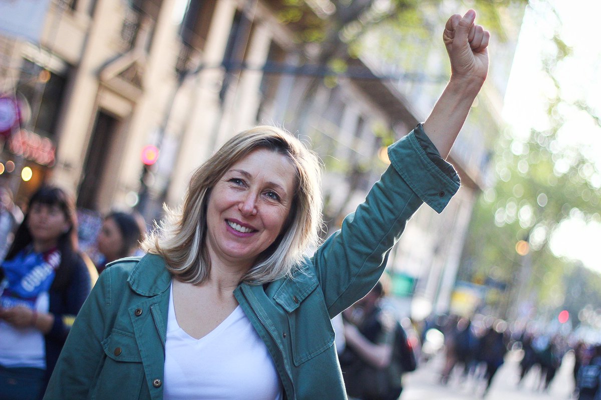 NachoJato's tweet photo. "Milei no es un león. Es un gatito mimoso del poder económico." @myriambregman cómo te banco!! https://t.co/liGVpYlOKk