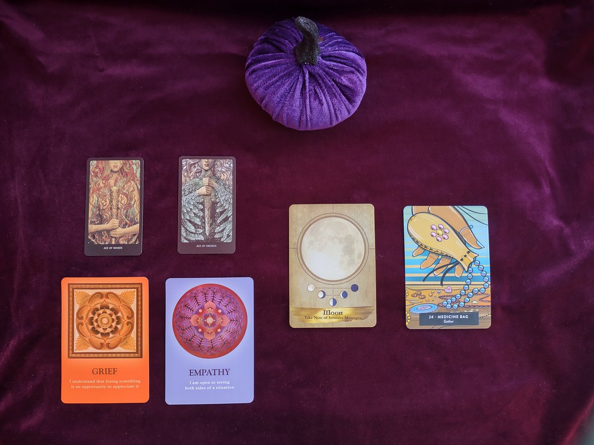 QuaintrellePod's tweet photo. Listen Now! E94 - Burning Times Tarot: Autumn Equinox Readings.
See show notes for time marks for each reading.

#tarot #oraclecards #reading #autumnequinox #divination #tarotreading #healing #astrology #goodenergy https://t.co/iRYY8MnjnL