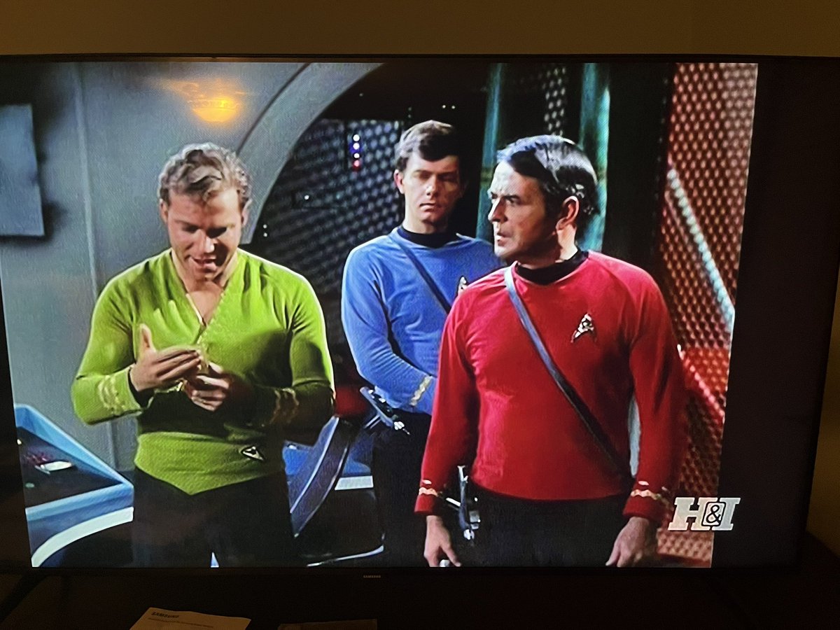 rjhierl's tweet image. Washburn does a lot of standing around with so much work to be done. 
But then Mr Scott says Come along Lad and Kirk changes that and has him work on the view screen. 
 #AllStarTrek #TheDoomsdayMachine