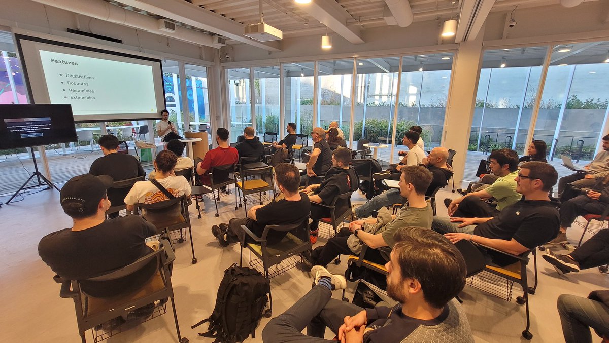 Buidlers tweet media