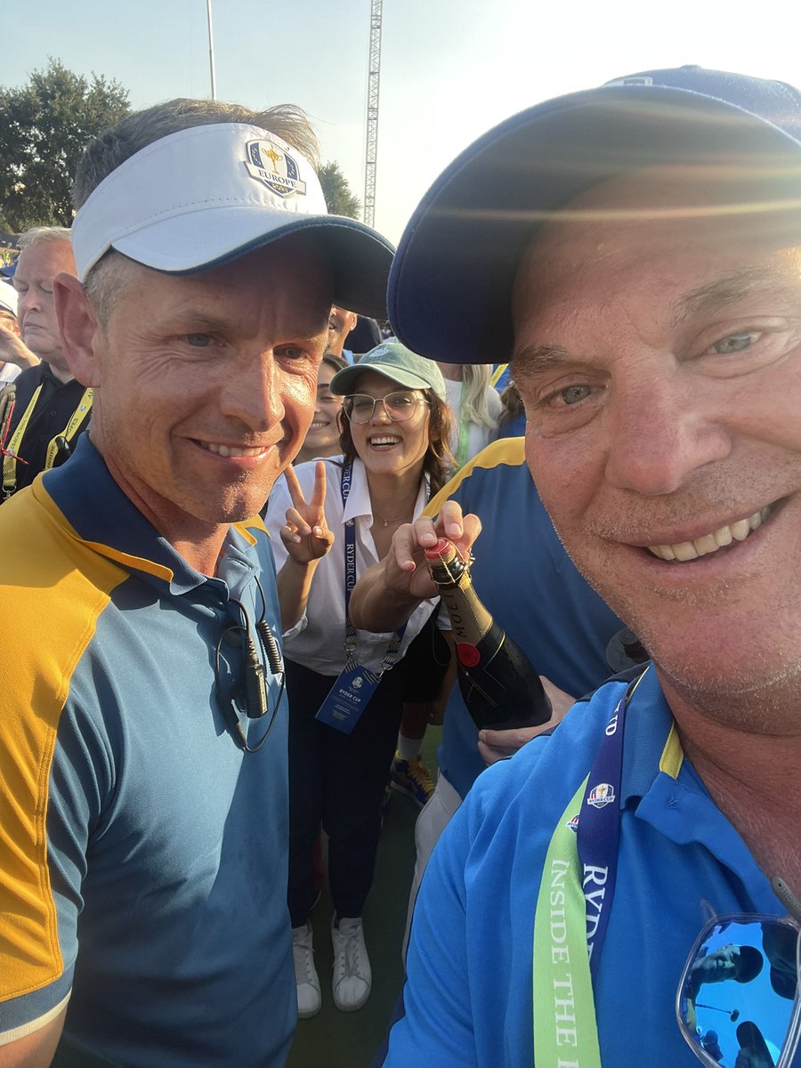 Ben_Shear's tweet image. With the Captain @LukeDonald right after we locked up the cup! #RyderCup2023