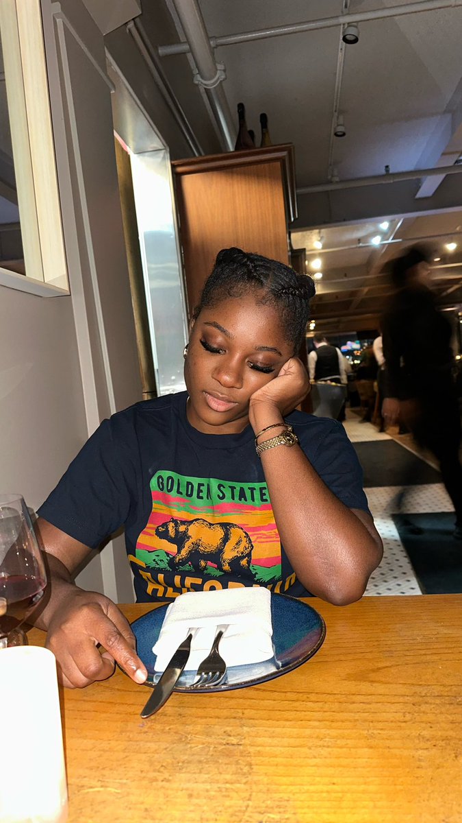 Teminikan090's tweet photo. E.t.c 
End of Thinking Capacity.
#NewMonth #hairstyle #PoseOfTheDay https://t.co/CqKW9gnQKX