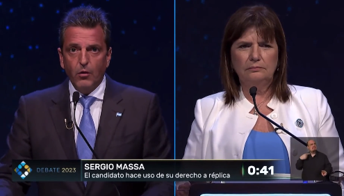 PERIODlSTAPERON's tweet photo. “Tuve la satisfacción de devolverles a los jubilados el 13% que Bullrich les sacó” #MassaPresidente https://t.co/BuDidINSsW