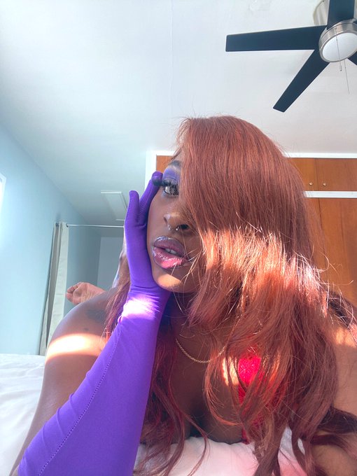 I&rsquo;m not bad, I&rsquo;m just drawn that way 💋 https://t.co/Zl4G4FLVzf<a href="/tag/arebrandiscoming"class="tags"><span>#arebrandiscoming</span></a>