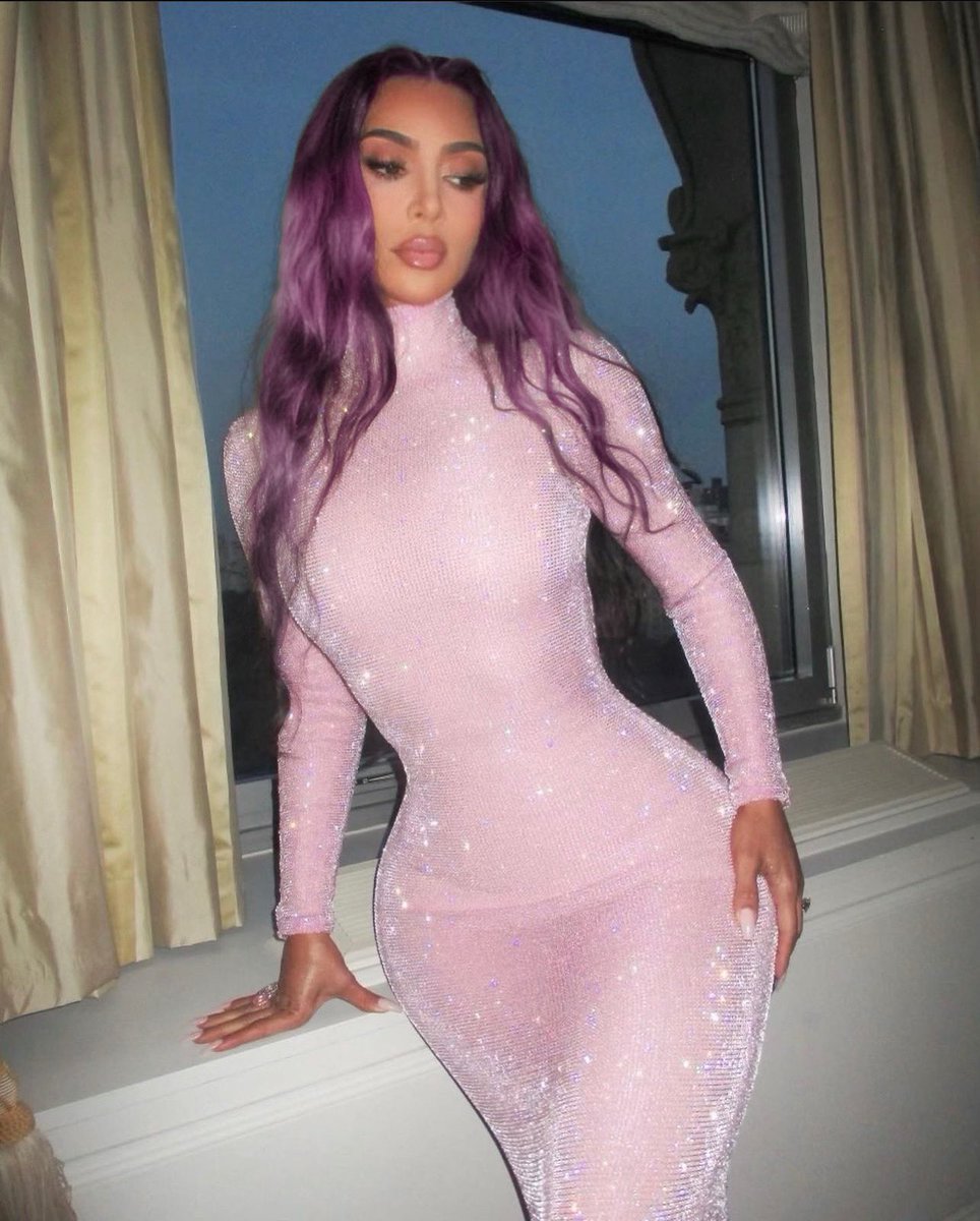 JamilaSkai's tweet image. THE PINK-PRINT, FUCK THE BLU-PRINT, IM REALLY WHAT THESE HOES ASPIRE GOT THEM COPYING CALL EM THE REPRINT🩷🦄 #CATCHIT #CLOCKIT #REUNIONDAY #WAGSLA #PinkFriday2