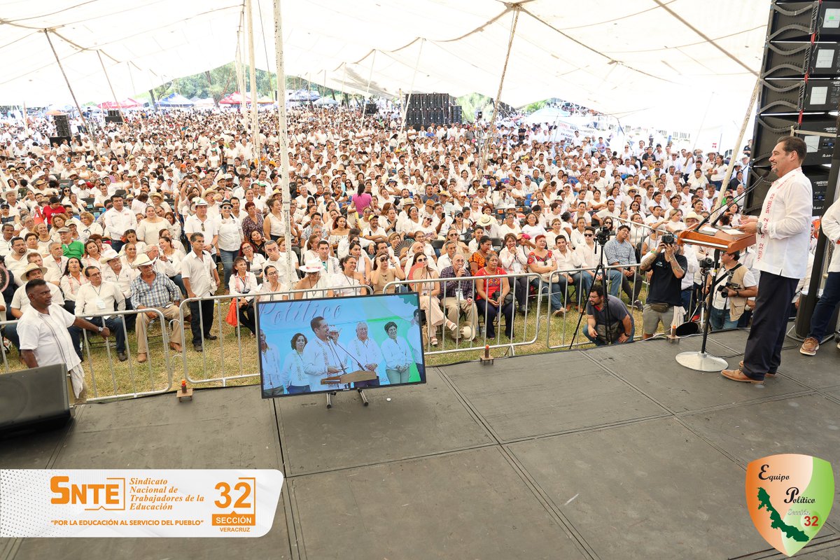 snteseccion32's tweet photo. Una verdadera fiesta de UNIDAD se vivió en el marco del XXVII Aniversario de la Reagrupación del Equipo Político y VI Aniversario Luctuoso de nuestro siempre Líder ...https://t.co/K87hm82mIB

¡MUCHAS GRACIAS A TODOS, JUNTOS SIEMPRE VAMOS A TRIUNFAR!.

#SNTE32 #EquipoPolítico https://t.co/yTySADfrnP