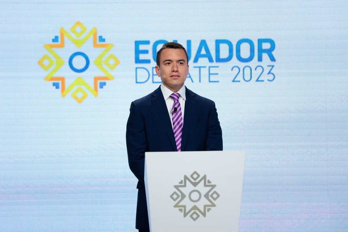ElDatoEcua's tweet photo. #EleccionesAnticipadas2023Ec
“Si es verdad, si trabajó Manzano para nosotros, pero también Serrano trabajó para ustedes y el está involucrado en drogas”
@DanielNoboaOk https://t.co/jIE92t8lfZ