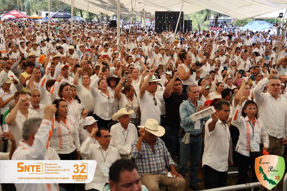 snteseccion32's tweet photo. Una verdadera fiesta de UNIDAD se vivió en el marco del XXVII Aniversario de la Reagrupación del Equipo Político y VI Aniversario Luctuoso de nuestro siempre Líder ...https://t.co/K87hm82mIB

¡MUCHAS GRACIAS A TODOS, JUNTOS SIEMPRE VAMOS A TRIUNFAR!.

#SNTE32 #EquipoPolítico https://t.co/yTySADfrnP