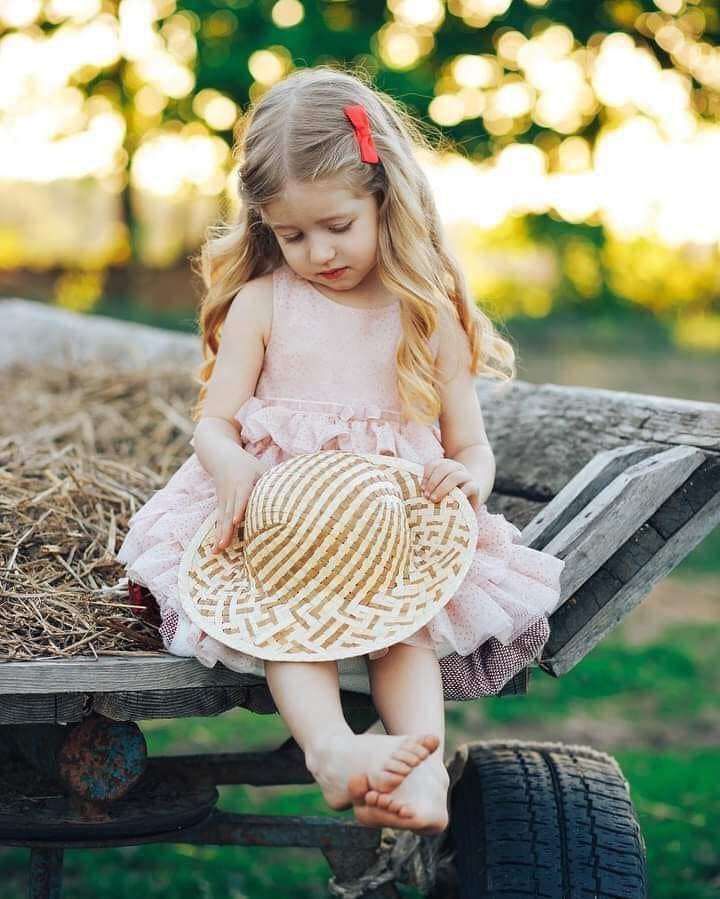 من المؤسف أنه لم يعُد هناك أحداً نذهب إليه عندما لانعرف إلى أين نذهب."😔❤️
#بس_حبيت_اقول
#بوح_آخر_الليل