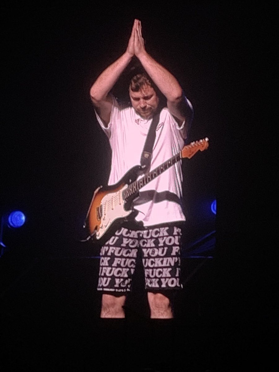 siobhant6's tweet photo. Some pictures from #BUSTED glasgow! Amazing night! Well done boys! https://t.co/RyvFMavjyF