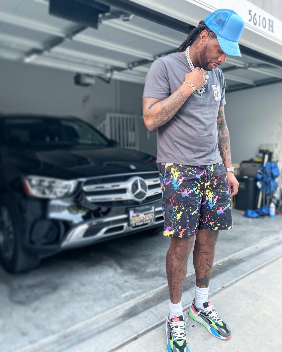 CARDIsoHIGH's tweet photo. LURKINNNNNN 🎨🎨🎨 @PUMARunning https://t.co/p2bbBT2RKN