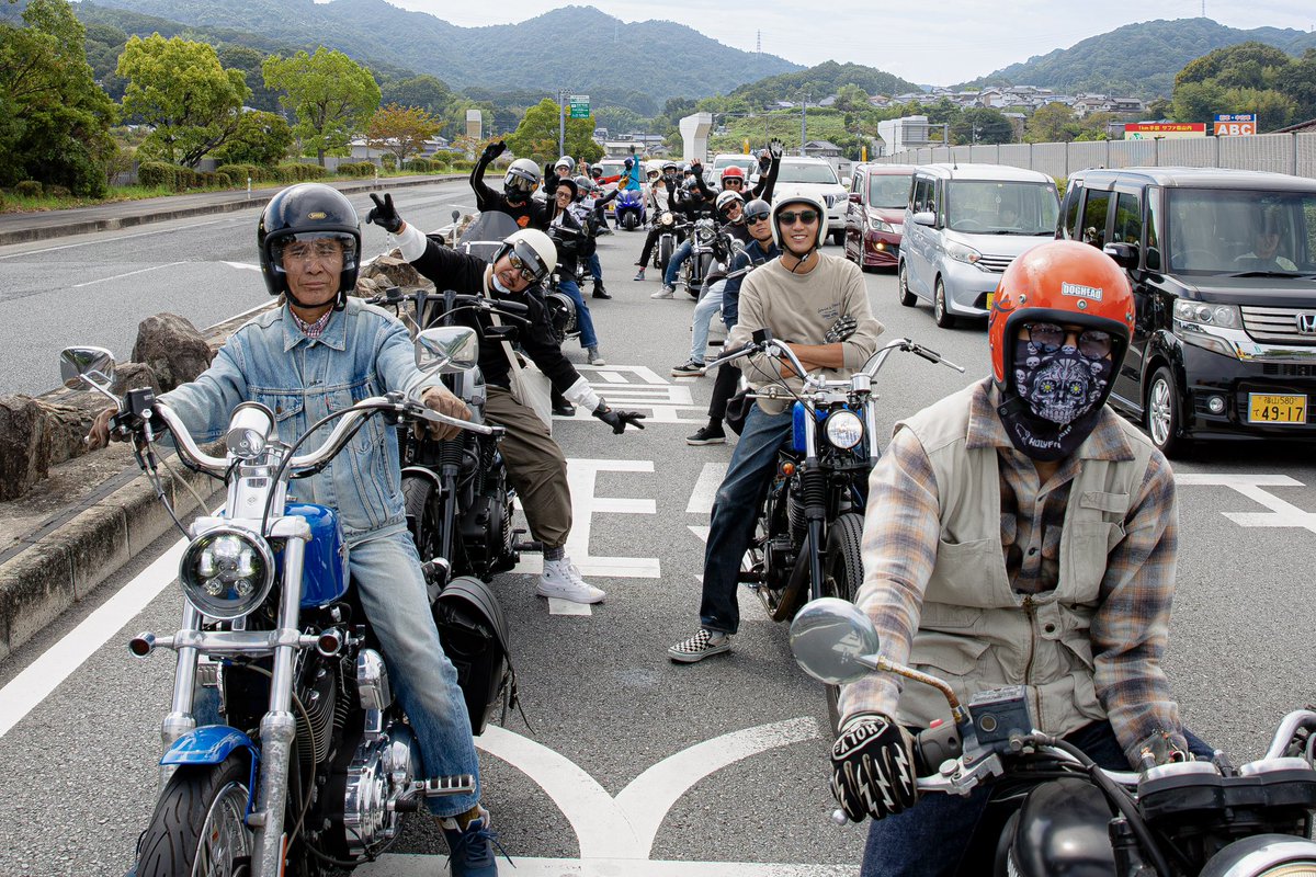 shoulder_shack's tweet photo. 昨日、広島県福山市へツーリングに行ってきました!!

過去最高の30台が参加して下さり、大いに盛り上がりました🔥

また次回もご参加お願い致します!!

#ショルダーシャック
#ハーレー
#アメリカンバイク
#SR400 https://t.co/3ia4agz2VA