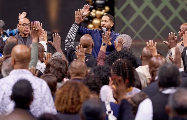 eifministries's tweet photo. We want to thank all of our members and visitors for joining us this Super Sunday where gifts of the Spirit were in full operation, including Healing and Prophetic words spoken in due season. Also, congratulations to all who were baptized today!!!✨ #CCC50 #GivingHelps https://t.co/n71mzGT5iA