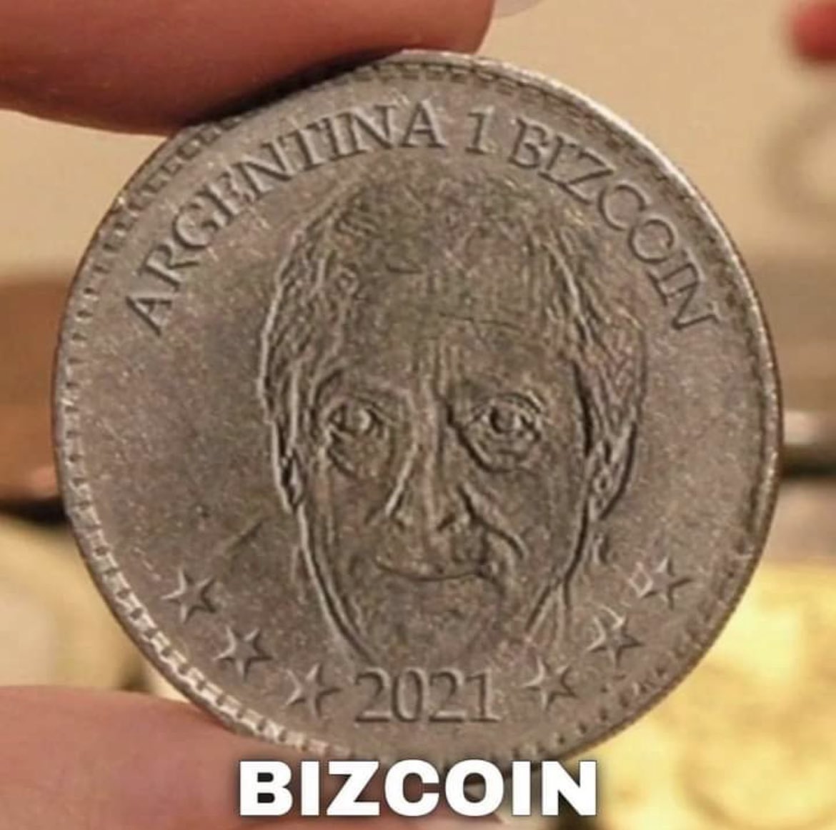 oxizacre's tweet photo. Ya está en circulación la nueva Moneda Digital Argentina https://t.co/sPsTCLSKxx