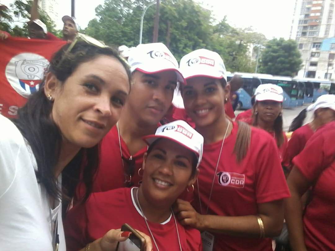 MellaAsamblea's tweet photo. #Mella, #SantiagodeCuba. Concluido el X Congreso de los CDR, y a los mellenses nos quedan estos rostros de jóvenes que nos representaron dignamente. Ellos son parte de la maquinaria creada aquel 28 de septiembre por nuestro querido Fidel Castro. #UnidosXCuba. https://t.co/jorCY8xef9