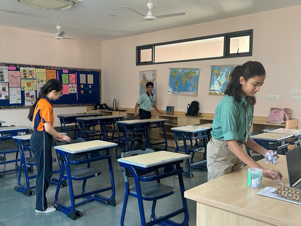 SchoolGyanshree's tweet photo. To pay homage to Mahatma Gandhi and to emphasize his teachings, Gyanshree School organised a series of activities on the 154th birth anniversary of Mahatma Gandhi. https://t.co/10QLHPIyvD