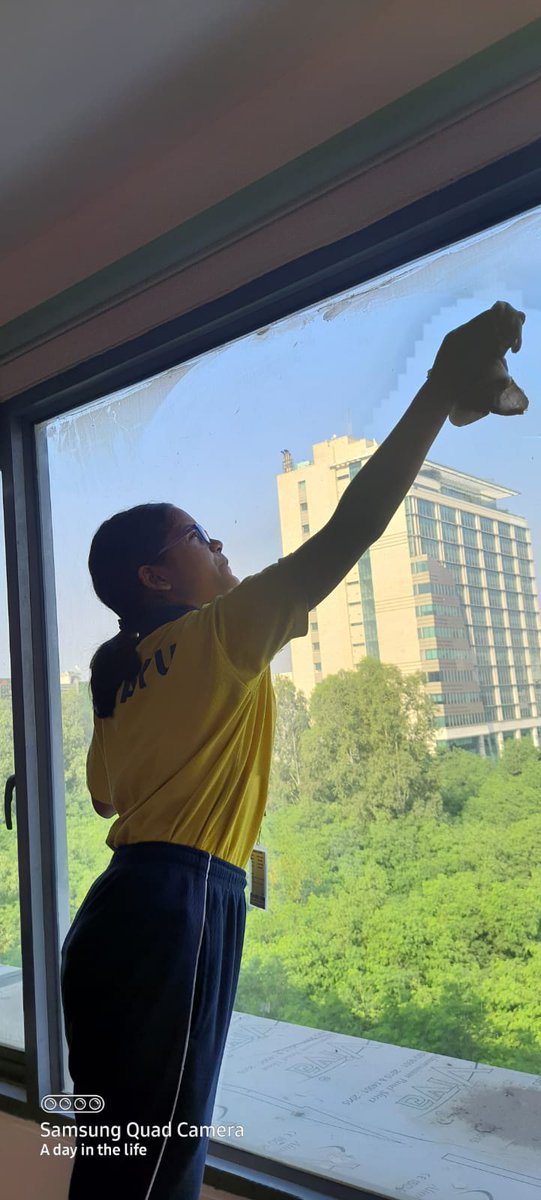 To pay homage to Mahatma Gandhi and to emphasize his teachings, Gyanshree School organised a series of activities on the 154th birth anniversary of Mahatma Gandhi.