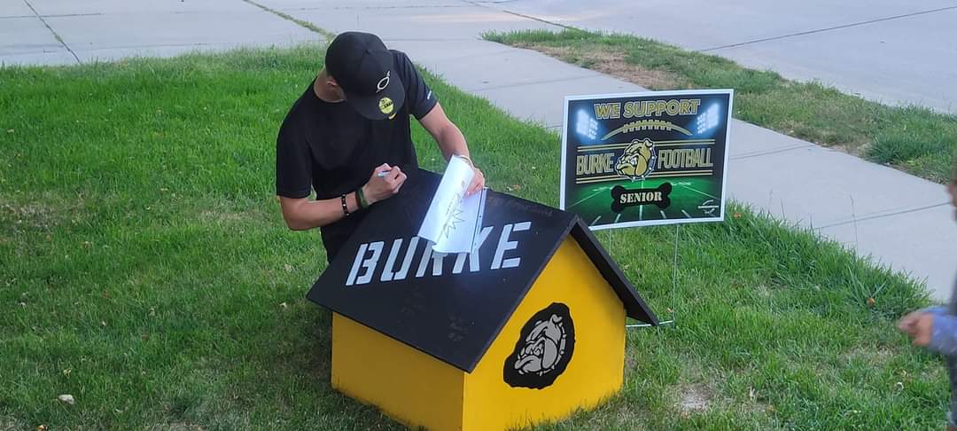 George Halas said " Nobody who ever gave his best regretted it" and Timmy we see you week in and week out! Your teammates chose you as their ONE TOUGH DAWG! Congratulations 🎉🎉🎉 #BulldogPride