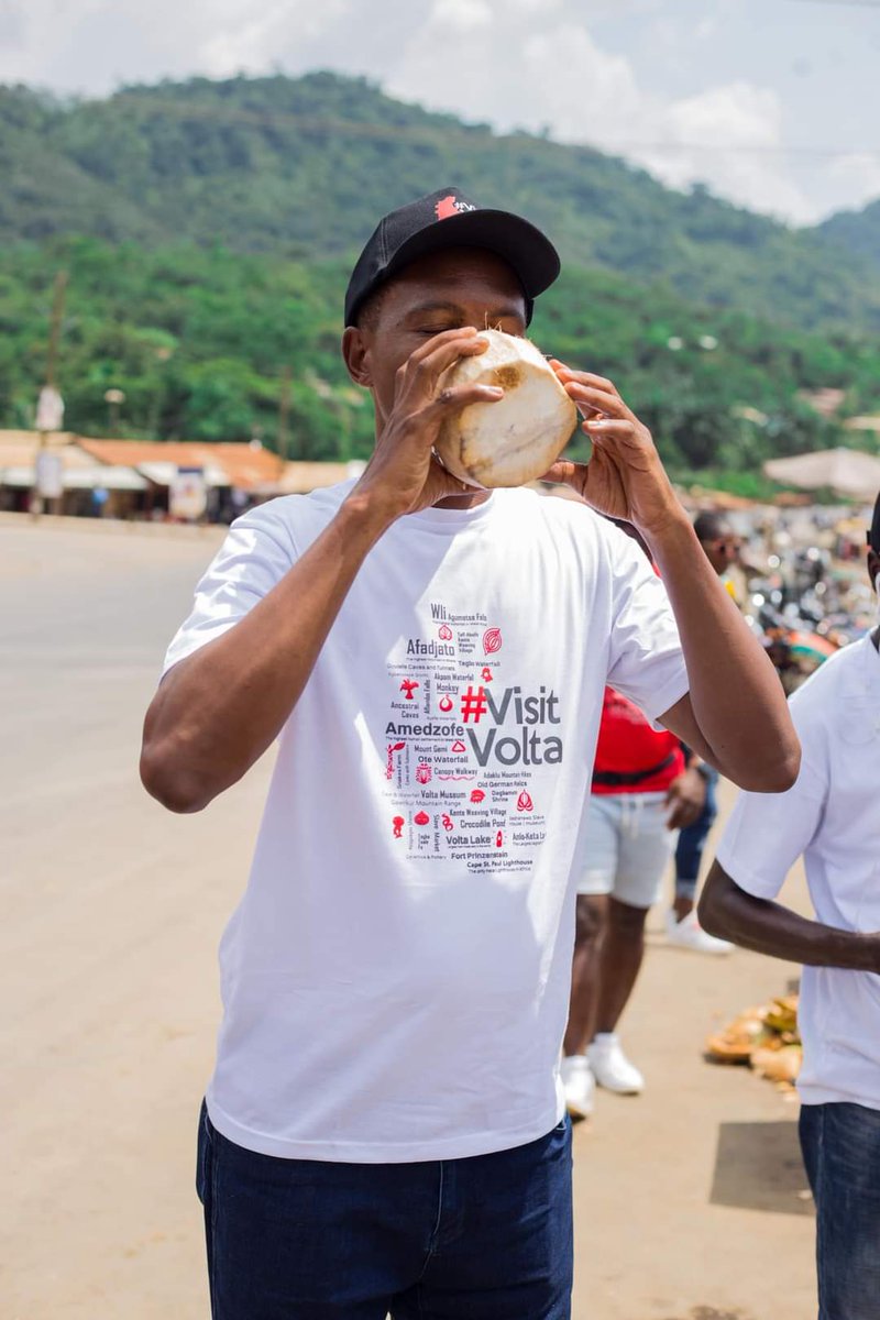 It is refreshing ( as the coconut in his hand) seeing #voltafairGhana / <a href="/voltafairGhana/">Volta Fair Ghana</a> use some #EʋeDzesiwo in some of their T-shirts. 

Some of T-Shirts had symbols of other ethnicities.  For the avoidance of further identification,  I didn't include those ones. 

#Dzesiwo