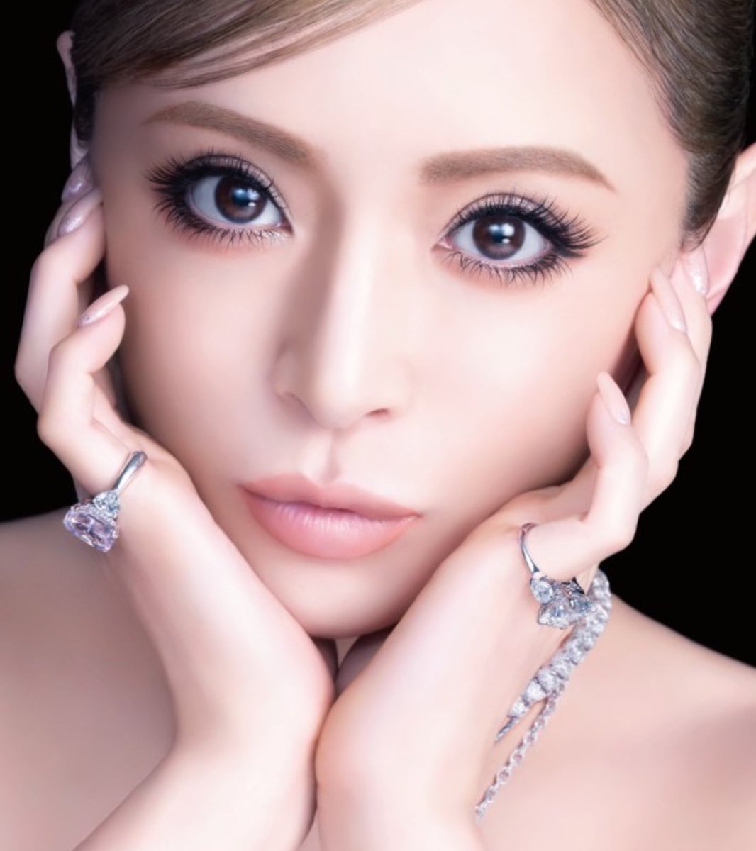 2007年→ 2023年

#ayu25th #浜崎あゆみ