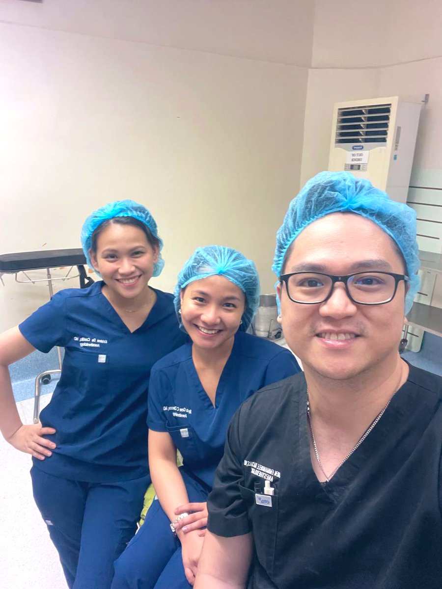 albiendazole's tweet photo. Residency feels. Hindi na ako sanay mag duty #RITErelievers #Batchies https://t.co/dYQcMiAYbi