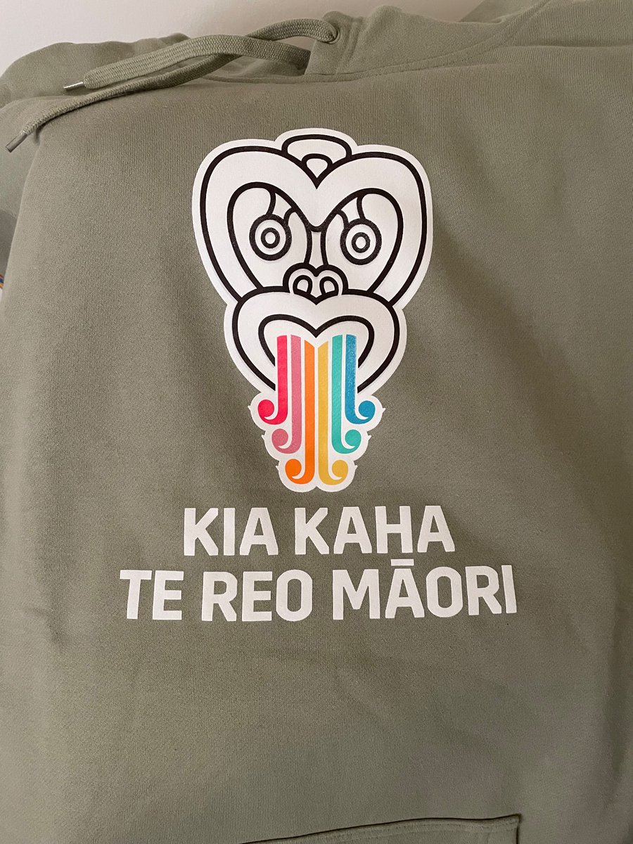 @reomaori Ngā mihi nui ki a koutou! I love this hoodie, which just arrived. So cool!!