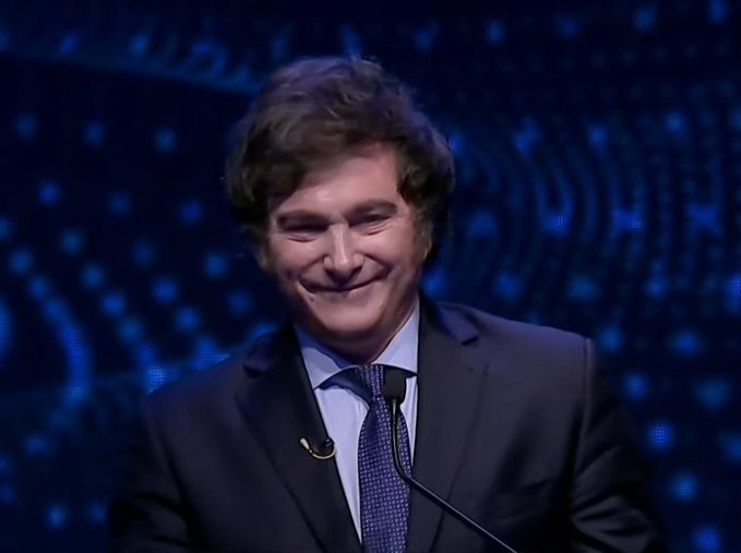 milei_23's tweet photo. Mi presidente 🇦🇷 😎 https://t.co/jJCIc4ss6L