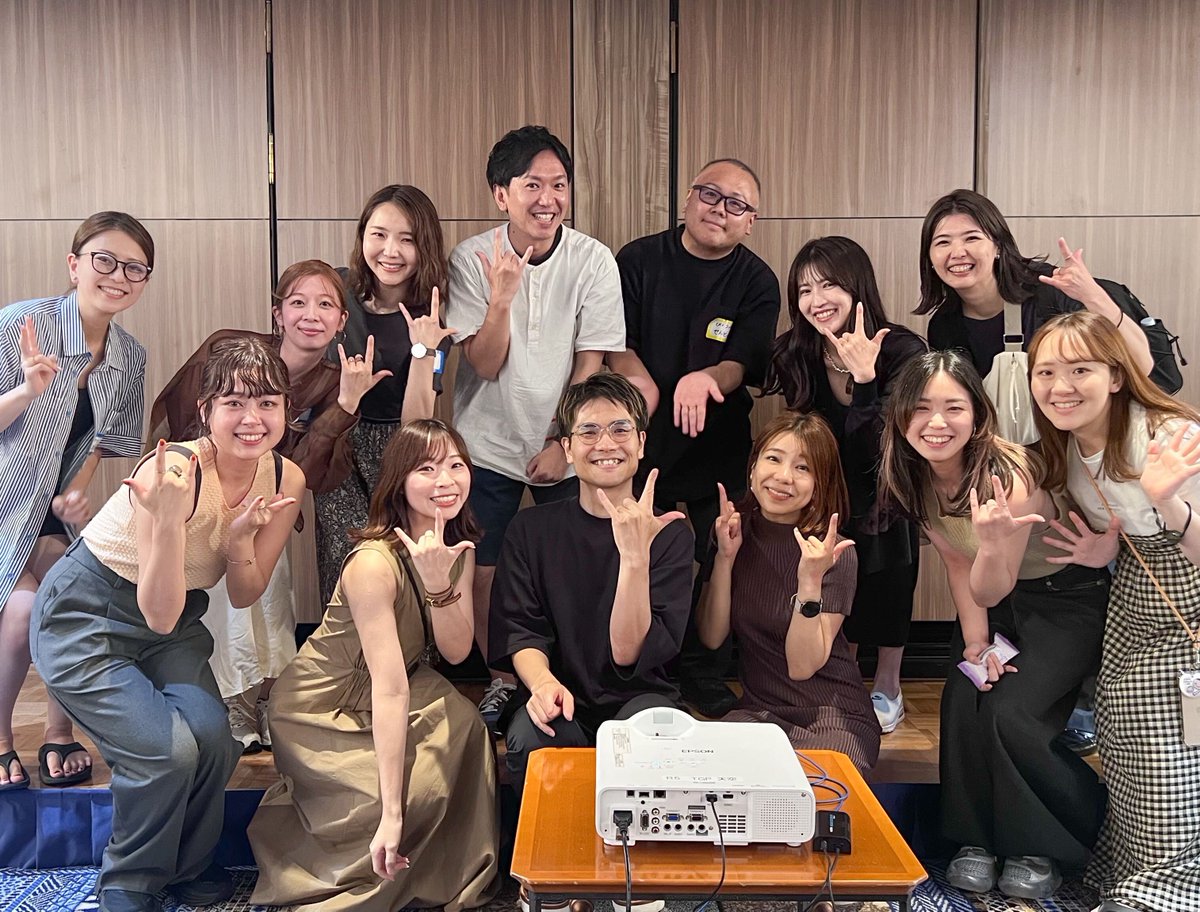 extrahot718's tweet photo. 改めましてですが、9月末でSHEを卒業しました。
ボードメンバーとして約２年半、業務委託期間を含めると約3年半、SHEの熱量に直に触れ、試行錯誤してきた経験は、本当に本当に大きな糧となりました。 https://t.co/8iSmClHkQA