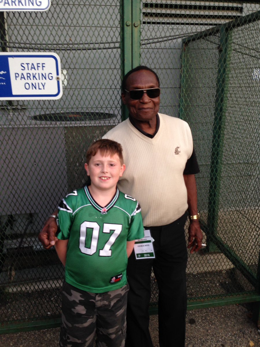 GaryBahr1's tweet photo. @sskroughriders One of the greatest legends to play. Always had time for an autograph or photo with fans. A true gentleman will always be grateful for everything he gave on and off the field 
RIP #34 https://t.co/II2XRxYgg9