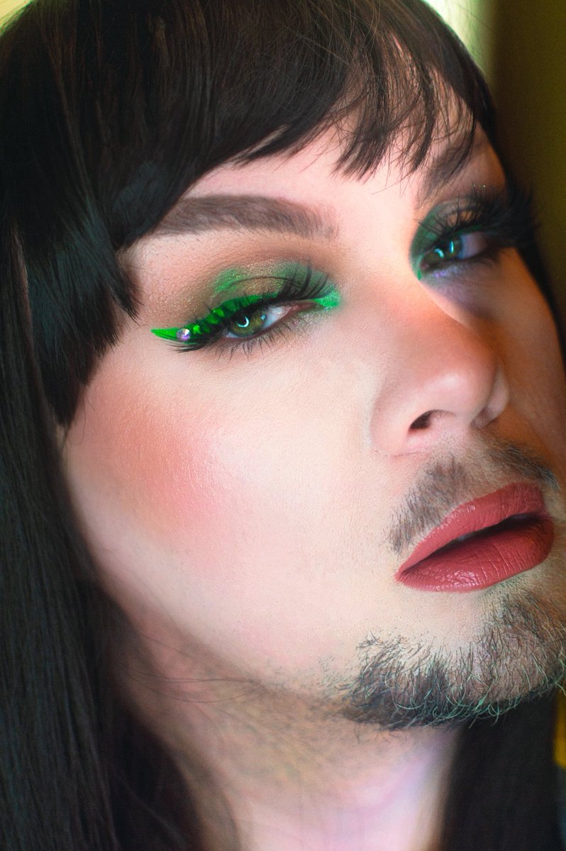 I think I will always love this look.