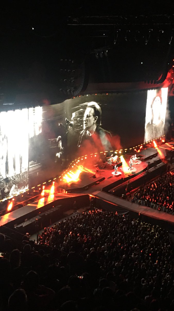 ardija01talk's tweet photo. sitting outside at Starbucks this fine Monday morning, no work today, relaxing and listening to U2 🎧 while looking at the arena just across from me where I saw U2 live in December 2019! Great times! #MondayMood #JoshuaTree30 #JT30 #U2 https://t.co/1wnVxRAhFB