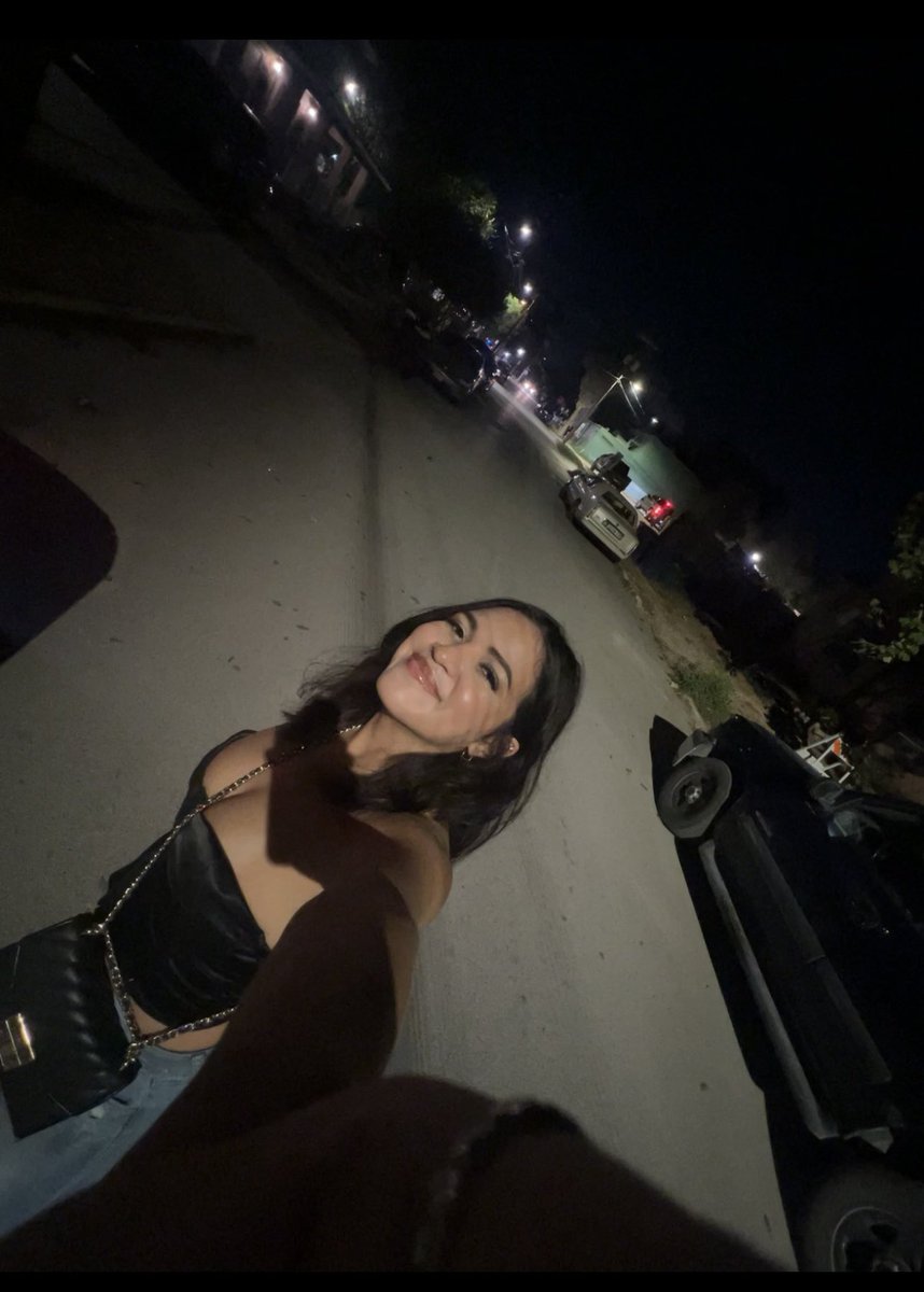 ashlynnparra's tweet photo. hi https://t.co/DRLR6dyn7s