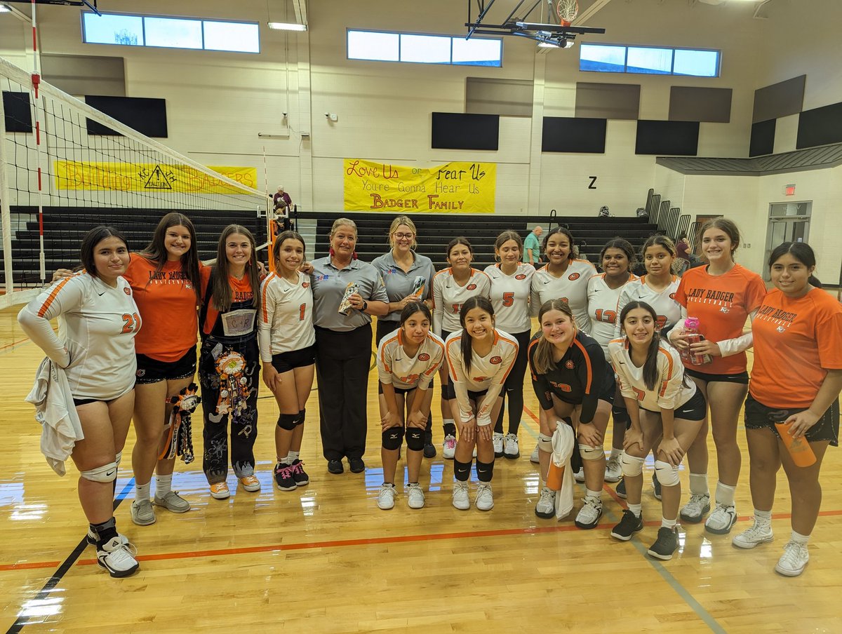 Karnes City Volleyball tweet media