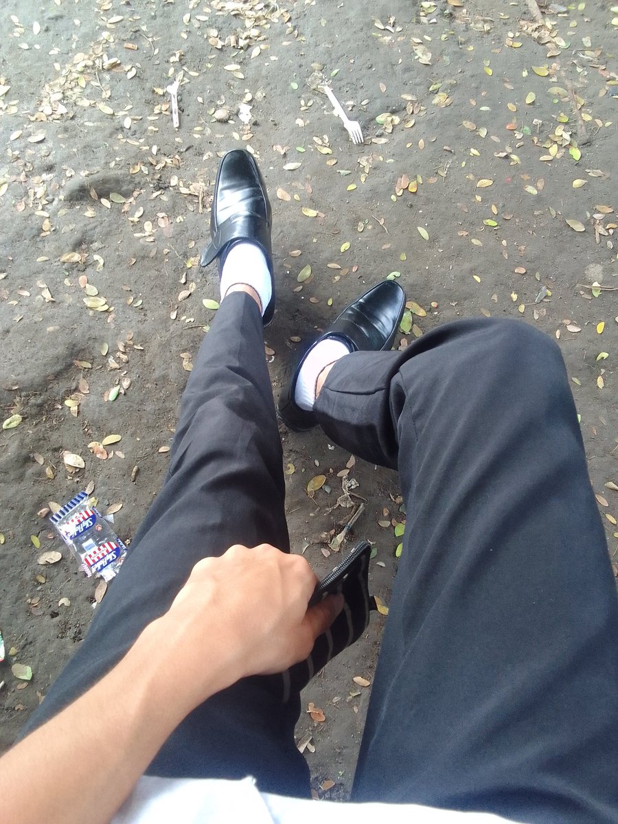 Benjamin4_clark's tweet photo. Ready na pumasok https://t.co/bv0ypzbhSD