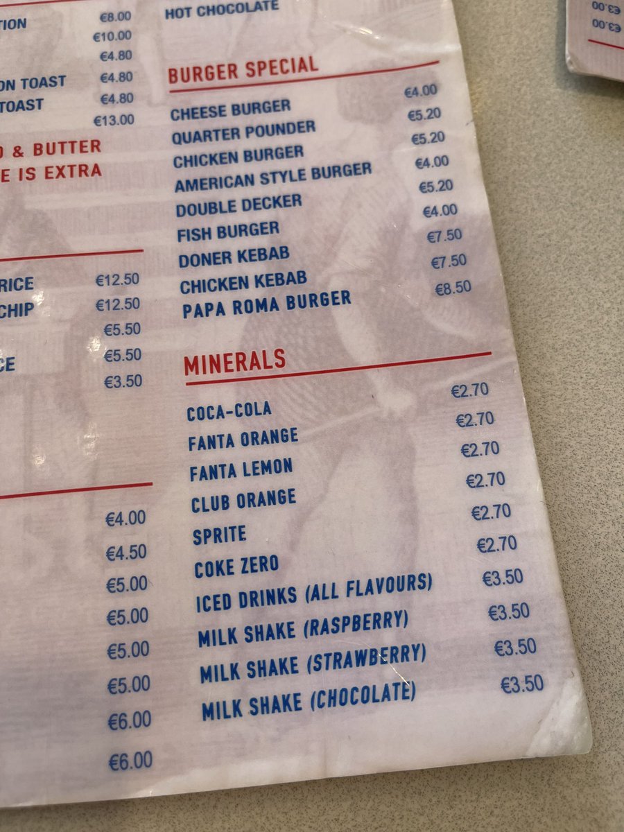 jojocullen07's tweet photo. @terrychristian In a cafe in Dundalk https://t.co/pHlyy2XB2Y