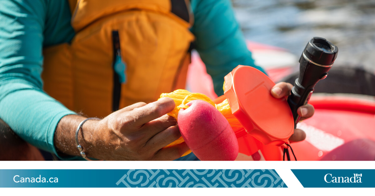 Hey #boaters! If that gravy boat isn’t the only boat you’ll be indulging with on #Thanksgiving, make sure you have the required #BoatingSafety essentials on board.  

Here's a handy list of what you need: ow.ly/179Z50Pp3w5 🔦 #BoatingSafety