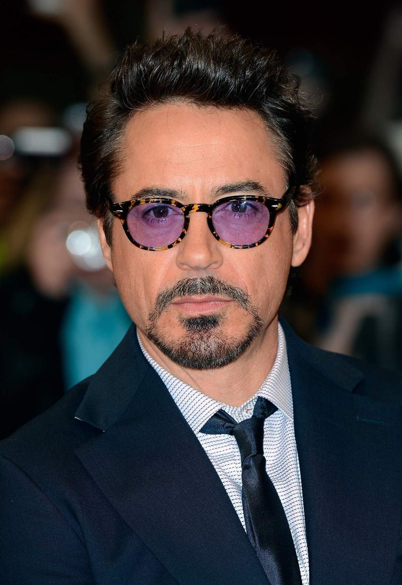 CtMnif's tweet photo. 🤔🤔 #IronMan #MarvelStudios #marvel #Avengers   
Source: https://t.co/lMgEu7EvFy https://t.co/B3Nz8uZ6UM