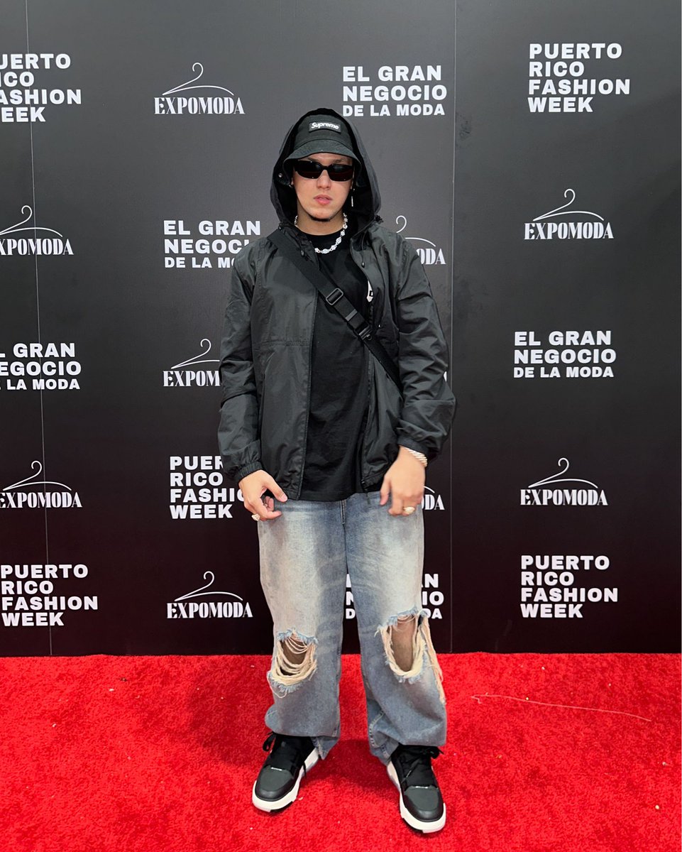 EmyLuziano's tweet photo. #PuertoRicoFashionWeek gracias a @lennox por la invitación @durinipuertorico es otra cosa!🌶️ @pvictories @danyweird https://t.co/S8Lrpn3RO7