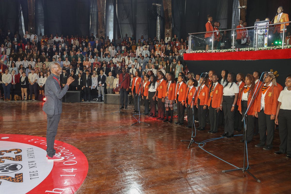 PeopleDailyKe's tweet photo. Former First Lady Margaret Kenyatta opens the 55th Annual Round Square National Conference at Bomas of Kenya. Brookhouse Schools host the RSIC2023, and the theme for the 55th Round Square International Conference is "The New Africa ''. #PDNews #PDSiasa https://t.co/kXD2ffYnTu