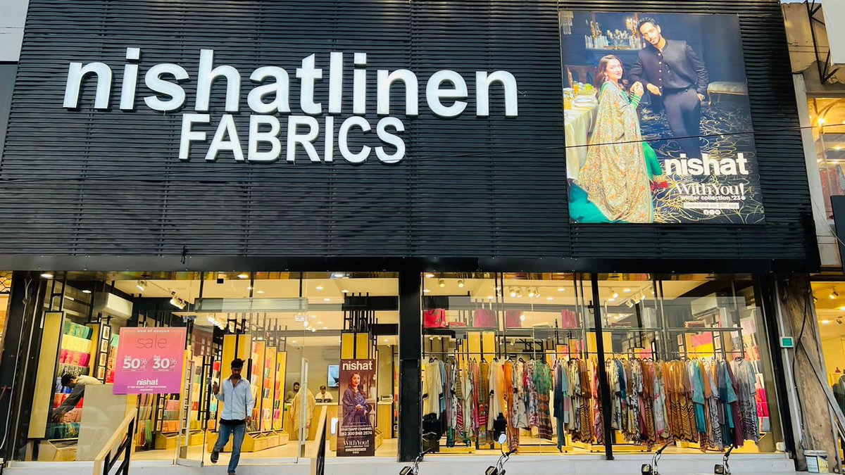 innerart786's tweet photo. Inner Art Interiors inculcating this beautiful outlet of Nishat Linen located @ GT Road Kharian…. Designed being focused on the best aspects helping clients bringing couture out of the closet..!!! 

Contact us | +92 333 4444422 
https://t.co/KwwOiOeLa8 https://t.co/y4BFvoRYGq