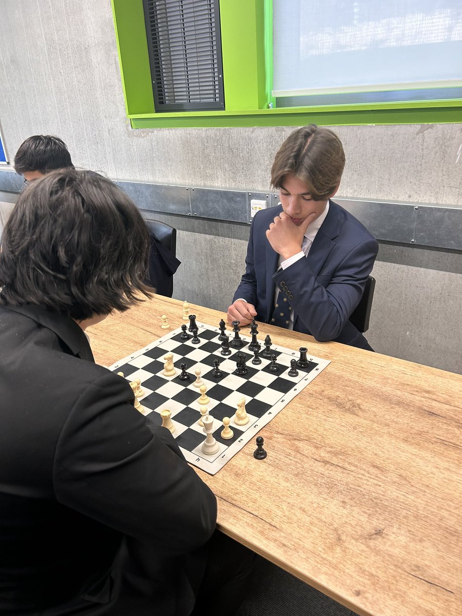 ElthamCarey's tweet photo. SIXTH FORM CHESS IS INTENSE ♟️

Ollie A, Harry, Albi, Henry, Charlie and Xavier representing the 💙

🤞🏻🤞🏻 https://t.co/yoh7GUjNcr