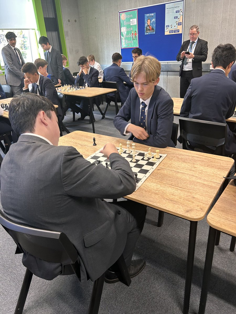 ElthamCarey's tweet photo. SIXTH FORM CHESS IS INTENSE ♟️

Ollie A, Harry, Albi, Henry, Charlie and Xavier representing the 💙

🤞🏻🤞🏻 https://t.co/yoh7GUjNcr