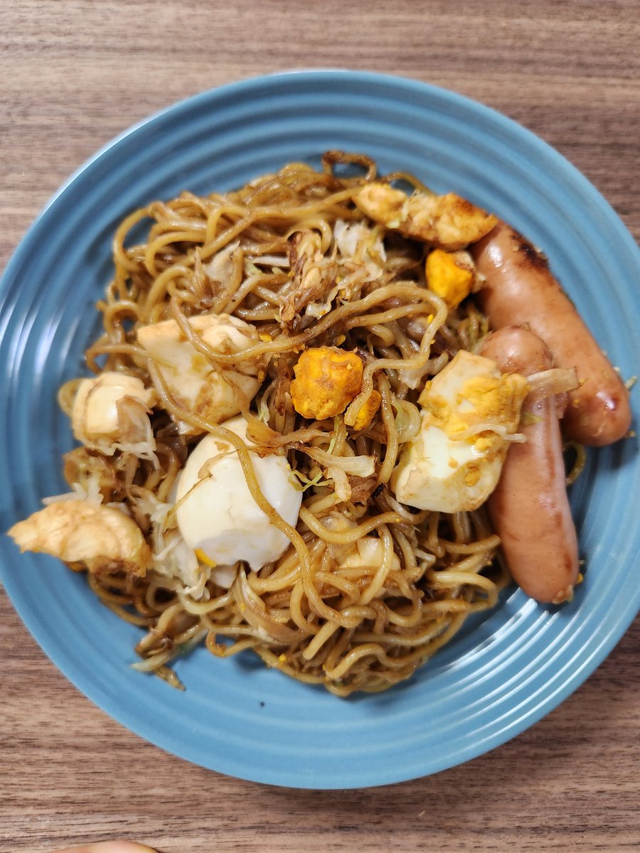 monakanonote's tweet photo. 朝・焼きそば
昼・チキンサラダロール
夜・ゆで鶏 ゆでたまご キムチ

 #食事記録  #pote食事  #ダイエット垢さんと繋がりたい  #ダイエット  #poteダイエット https://t.co/Uiw2k03UrS